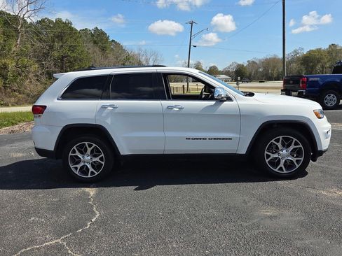 Used 2022 Jeep Grand Cherokee Limited image 14