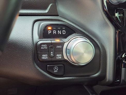 Used 2023 RAM 1500 Laramie AWD/4WD image 12