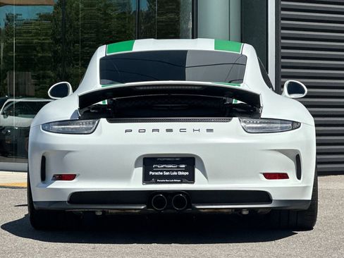 Certified 2016 Porsche 911 R RWD image 7
