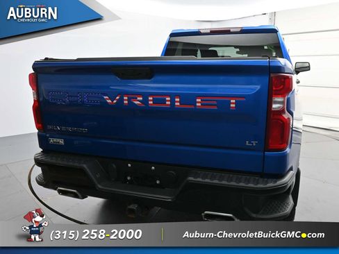Used 2022 Chevrolet Silverado 1500 LT Trail Boss w/ Protection Package AWD/4WD image 4
