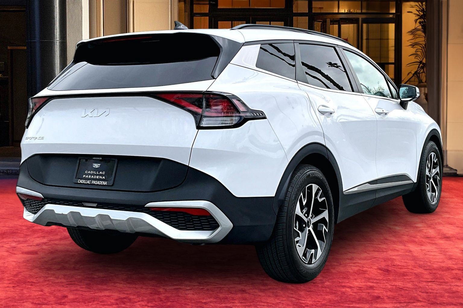 Used 2025 Kia Sportage EX w/ Premium Package FWD image 6