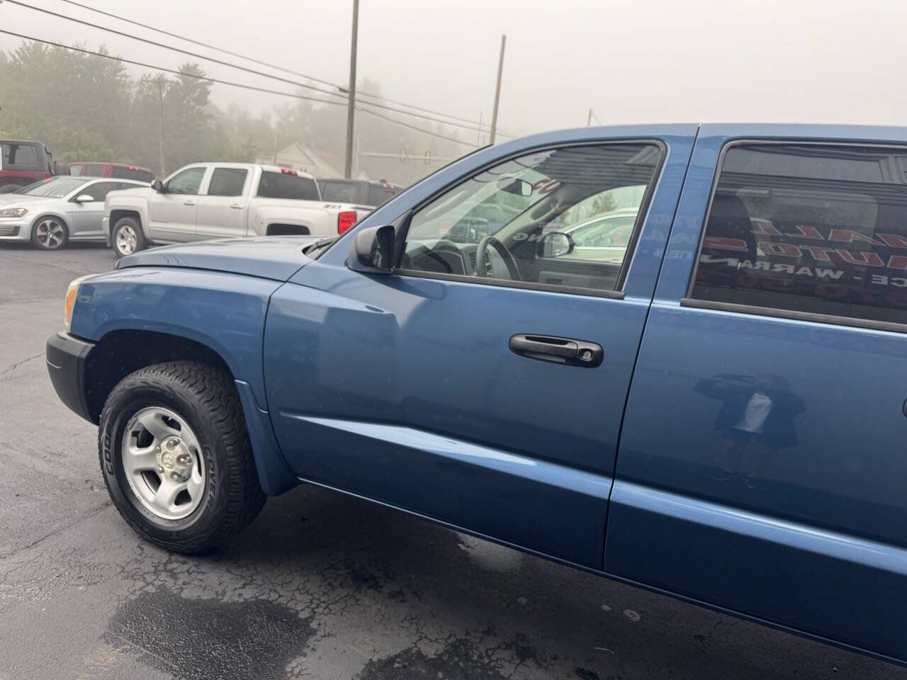 Used 2005 Dodge Dakota ST AWD/4WD image 4