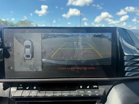 Used 2025 Toyota Camry XSE w/ Premium Plus Package AWD/4WD image 11
