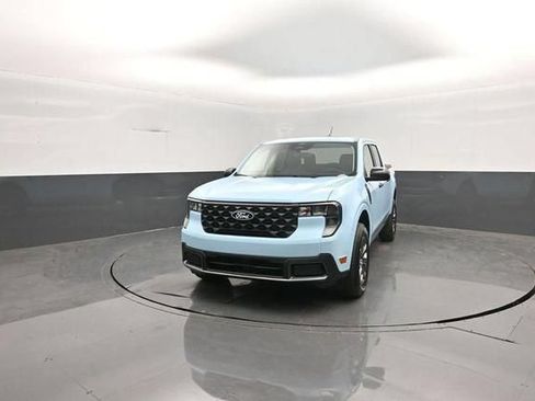 New 2026 Ford Maverick XLT w/ XLT Luxury Package FWD image 3