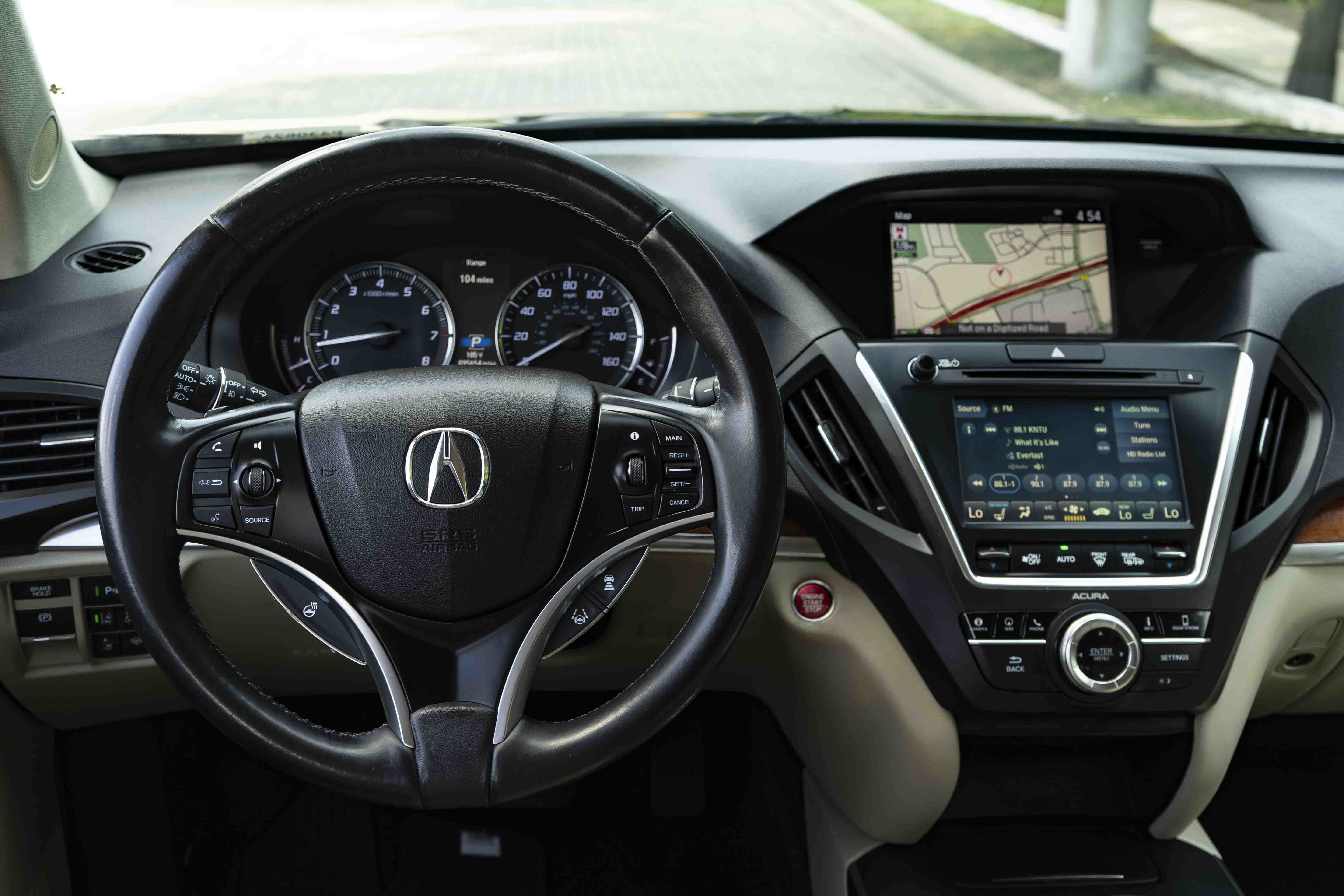 Used 2018 Acura MDX w/ Advance Package FWD image 19