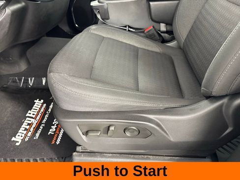 Used 2023 Chevrolet Silverado 1500 LT image 11