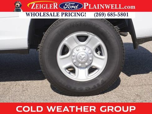 Used 2024 RAM 3500 Tradesman w/ Safety Group image 7