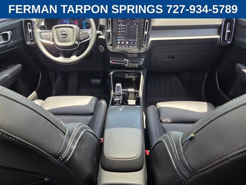 Certified 2024 Volvo XC40 B5 Plus w/ Protection Package Premier AWD/4WD image 15