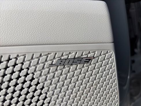 Used 2022 Hyundai Elantra Limited w/ Cargo Package image 8