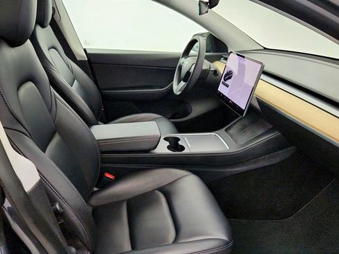 Used 2021 Tesla Model Y Long Range image 28