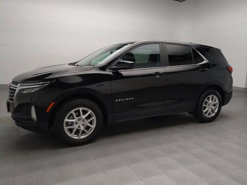 Used 2023 Chevrolet Equinox LT image 2