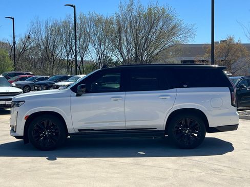 Used 2021 Cadillac Escalade Sport w/ Driver Assist Tech Package image 6