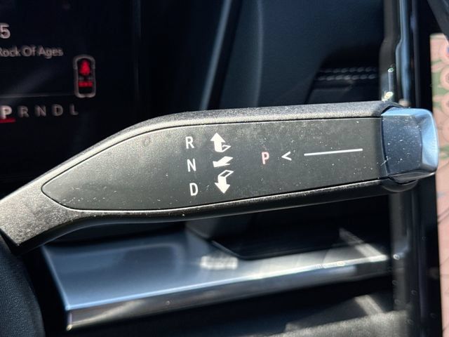 Used 2026 GMC Terrain Elevation w/ Elevation Premium Package FWD image 16