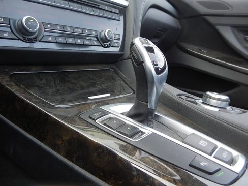 Used 2012 BMW 640i Convertible RWD image 34