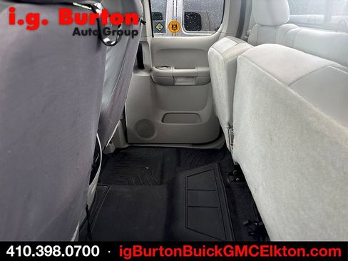 Used 2008 Chevrolet Silverado 2500 LT AWD/4WD image 6