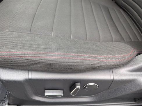 Used 2018 Ford F150 XLT w/ Equipment Group 302A Luxury image 12