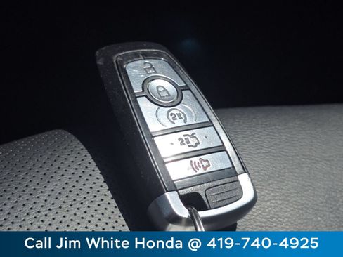 Used 2017 Ford Fusion Energi Titanium FWD image 30