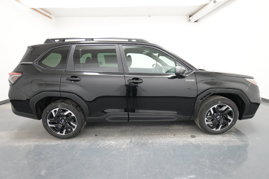 New 2026 Subaru Forester Touring AWD/4WD image 8