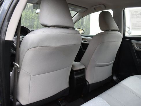 Used 2016 Toyota Corolla LE FWD image 21