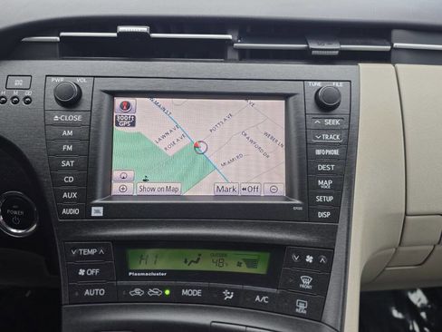 Used 2010 Toyota Prius Five image 17