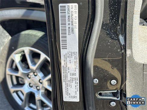 Used 2022 Jeep Compass Latitude image 36