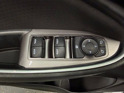 Used 2020 Chevrolet Malibu LT image 10