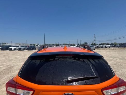 Used 2019 Subaru Crosstrek 2.0i Premium AWD/4WD image 6