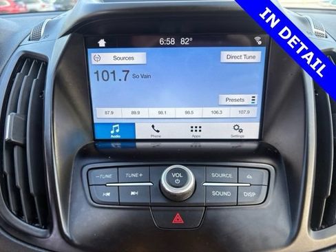 Used 2017 Ford Escape SE w/ Equipment Group 201A AWD/4WD image 29
