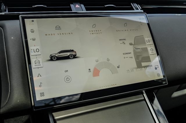 New 2026 Land Rover Range Rover Velar S AWD/4WD image 33