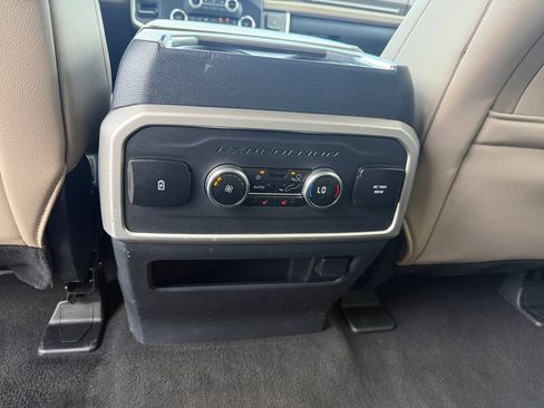 Used 2024 Ford Expedition Max Limited AWD/4WD image 18