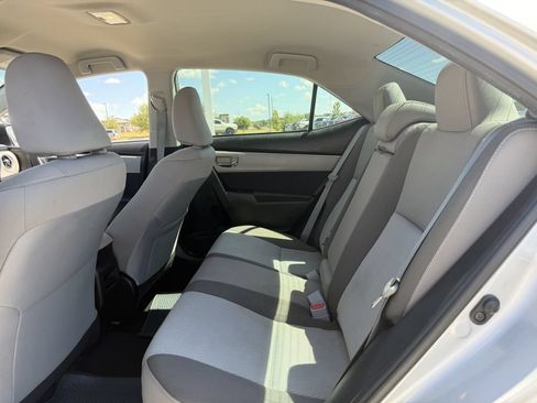 Used 2018 Toyota Corolla LE FWD image 25