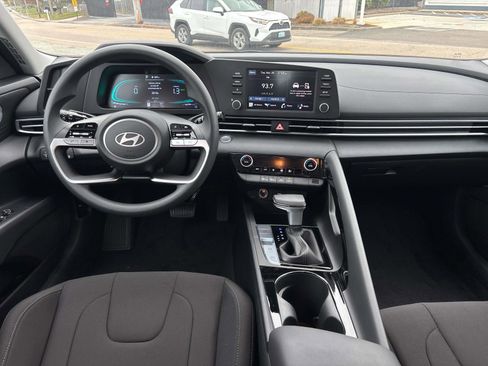 New 2026 Hyundai Elantra Hybrid image 6