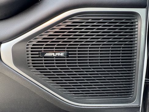 Used 2024 Jeep Wagoneer L Series II w/ Flexible Seating Group image 26