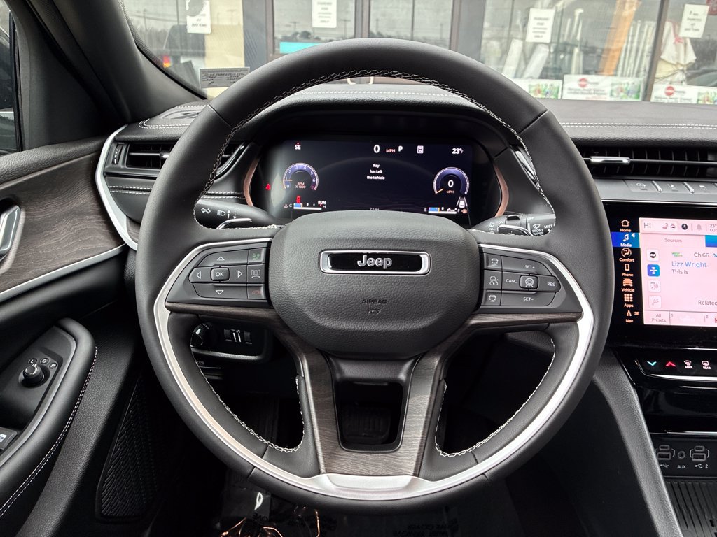 New 2026 Jeep Grand Cherokee Altitude AWD/4WD image 14