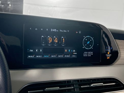 Used 2022 Hyundai Palisade Calligraphy image 15