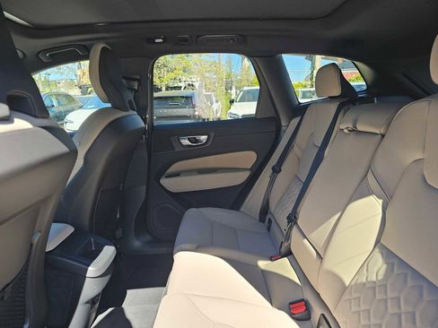 New 2026 Volvo XC60 B5 Core AWD/4WD image 17