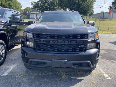 Used 2022 Chevrolet Silverado 1500 Custom w/ Rally Edition AWD/4WD image 2