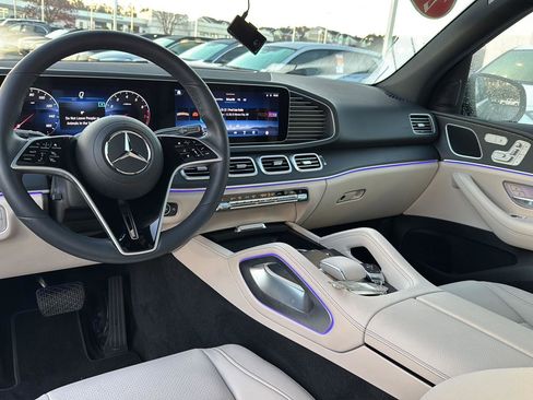 Used 2024 Mercedes-Benz GLE 350 4MATIC image 16