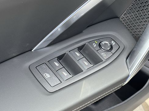 New 2027 BMW X1 xDrive28i AWD/4WD image 15