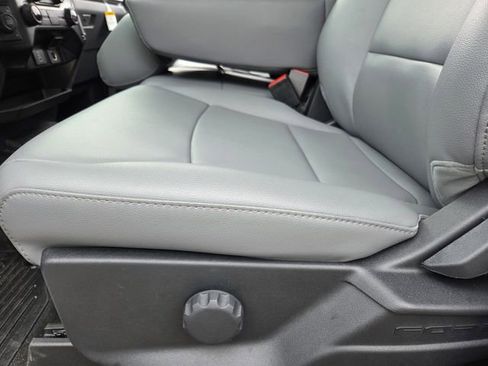 New 2026 Ford F350 XL w/ XL Chrome Package AWD/4WD image 12