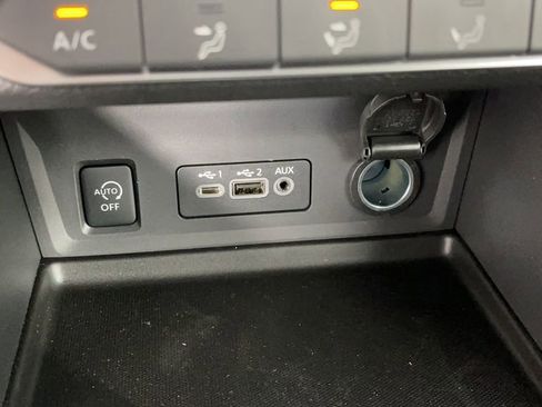 New 2025 Nissan Sentra SV image 19