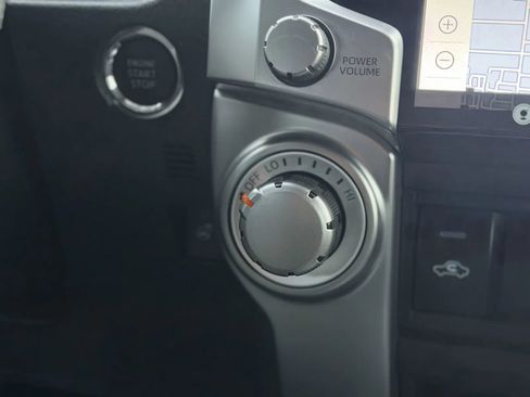 Used 2024 Toyota 4Runner SR5 Premium image 18