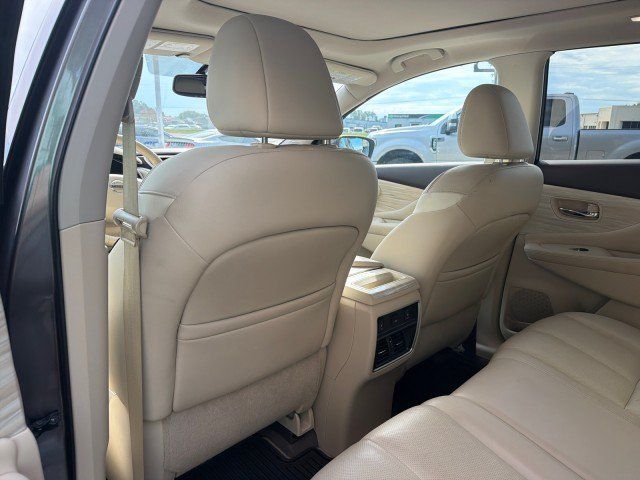 Used 2016 Nissan Murano Platinum w/ Platinum Technology Package FWD image 27