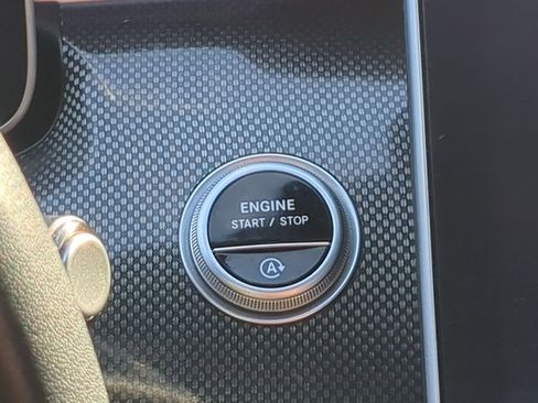 Used 2022 Mercedes-Benz C 300 Sedan image 20