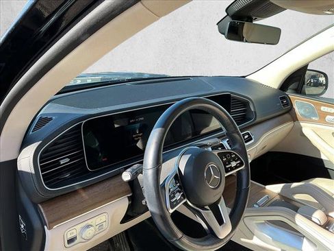 Certified 2023 Mercedes-Benz GLS 450 4MATIC image 10