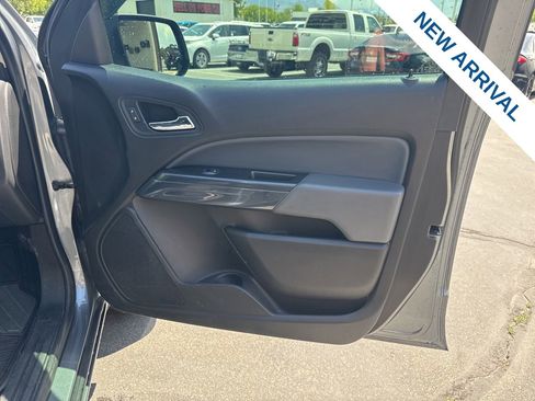 Used 2020 Chevrolet Colorado Z71 AWD/4WD image 10