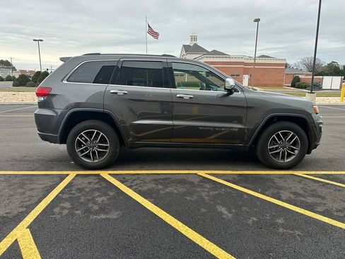 Used 2020 Jeep Grand Cherokee Limited image 8
