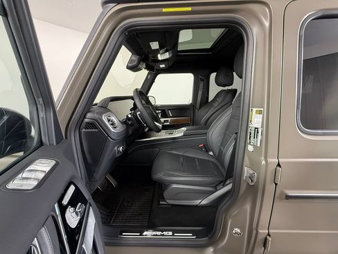 Used 2025 Mercedes-Benz G 63 AMG 4MATIC image 17