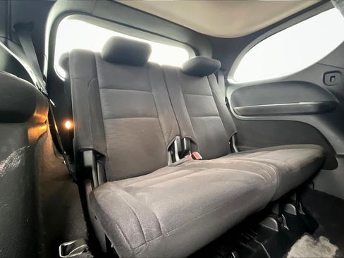 Used 2020 Dodge Durango SXT w/ 3rd Row Seating Group image 28