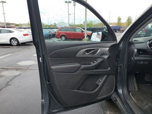 Certified 2018 Chevrolet Traverse LT AWD/4WD image 22